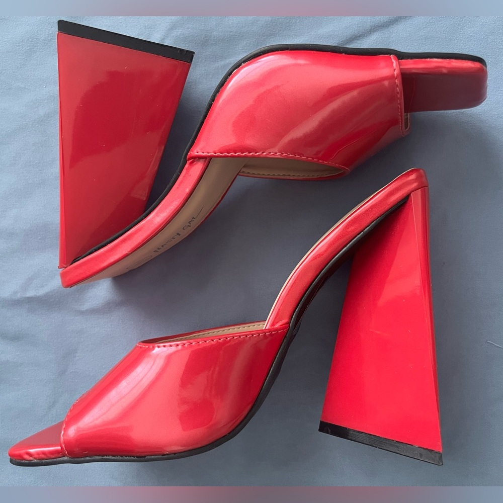 Nasty Gal Chunky Hot Pink Mule Heels